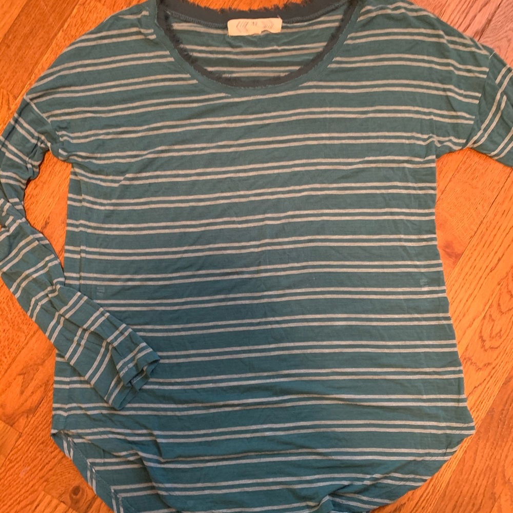 Striped love sleeve tee